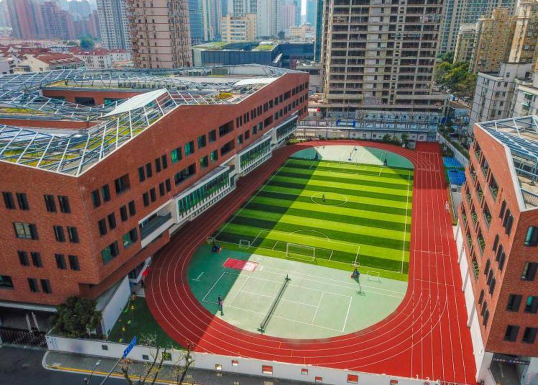 leyu.体育(中国)官方网站285亿元山东省学校体育塑胶跑道建设翻修工程数量及